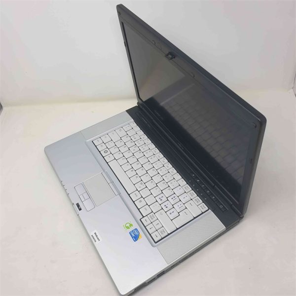Lifebook E780 0 Intel Core i5 M 520 2.40GHz RAM 4GB SSD 120GB GRADO B - immagine 2