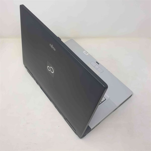Lifebook E780 0 Intel Core i5 M 520 2.40GHz RAM 4GB SSD 120GB GRADO B - immagine 3