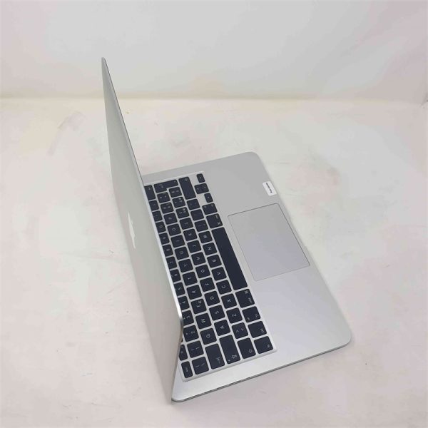 Macbook Pro 13" Retina A1502 2015 Dual-Core Intel Core i5 2,7 GHz RAM 8GB SSD 500GB GRADO A - immagine 3