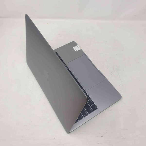 Macbook Pro 13" Retina A1989 2019 Quad-Core Intel Core i7 2,8 GHz RAM 16GB SSD 250GB GRADO A - immagine 3