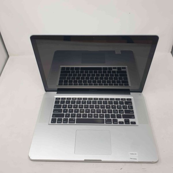 Macbook Pro 15" A1286 2011 Quad-Core Intel Core i7 2,2 GHz RAM 16GB SSD 480GB GRADO B
