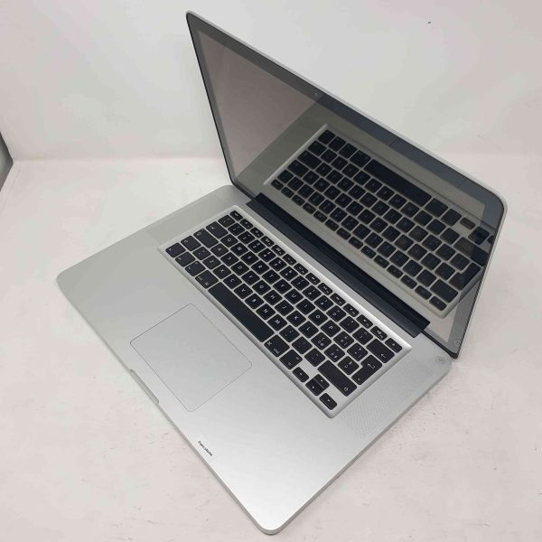 Macbook Pro 15" A1286 2011 Intel Core i7 2,2 GHz RAM 8GB SSD 240GB GRADO B - immagine 2