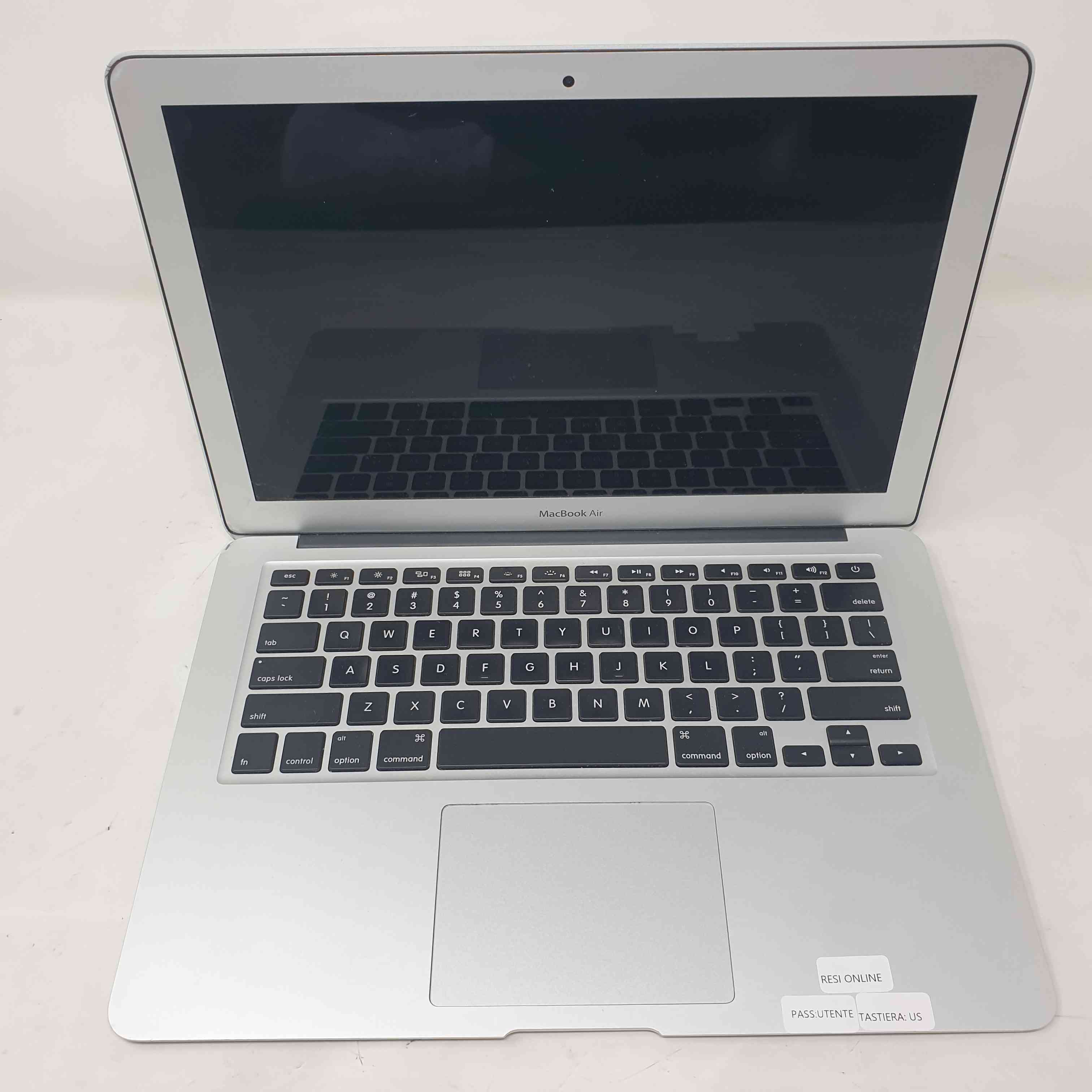 Macbook Air 13.3" A1466 2017 Dual-Core Intel Core i5 1,6 GHz RAM 4GB SSD 120GB GRADO D