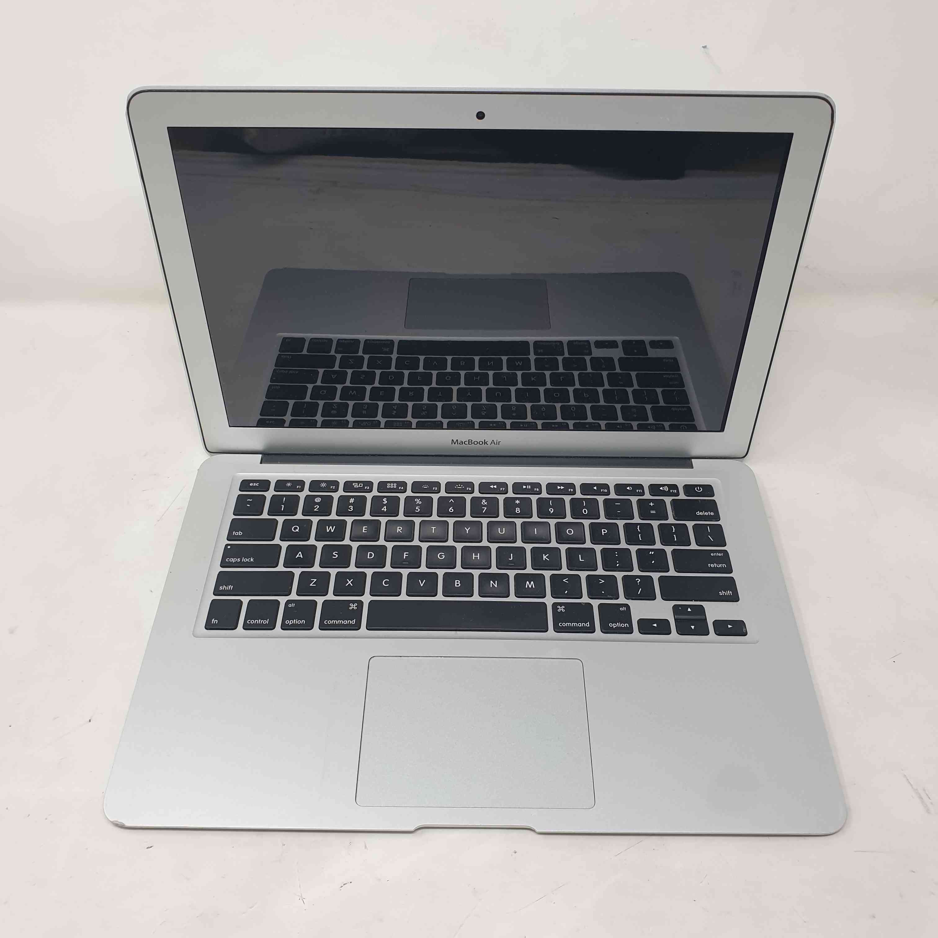 Macbook Air 13 2015 2015 Dual-Core Intel Core i5 1,6 GHz RAM 4GB SSD 120GB GRADO D
