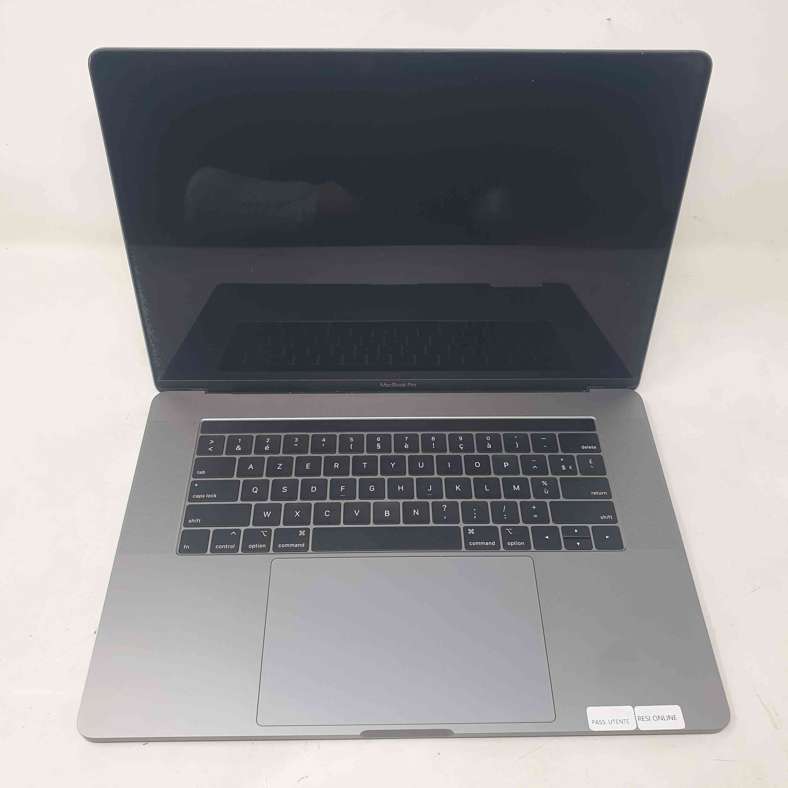 Macbook Pro Retina 15 2019 2019 8-Core Intel Core i9 2,3 GHz RAM 16GB SSD 500GB GRADO D