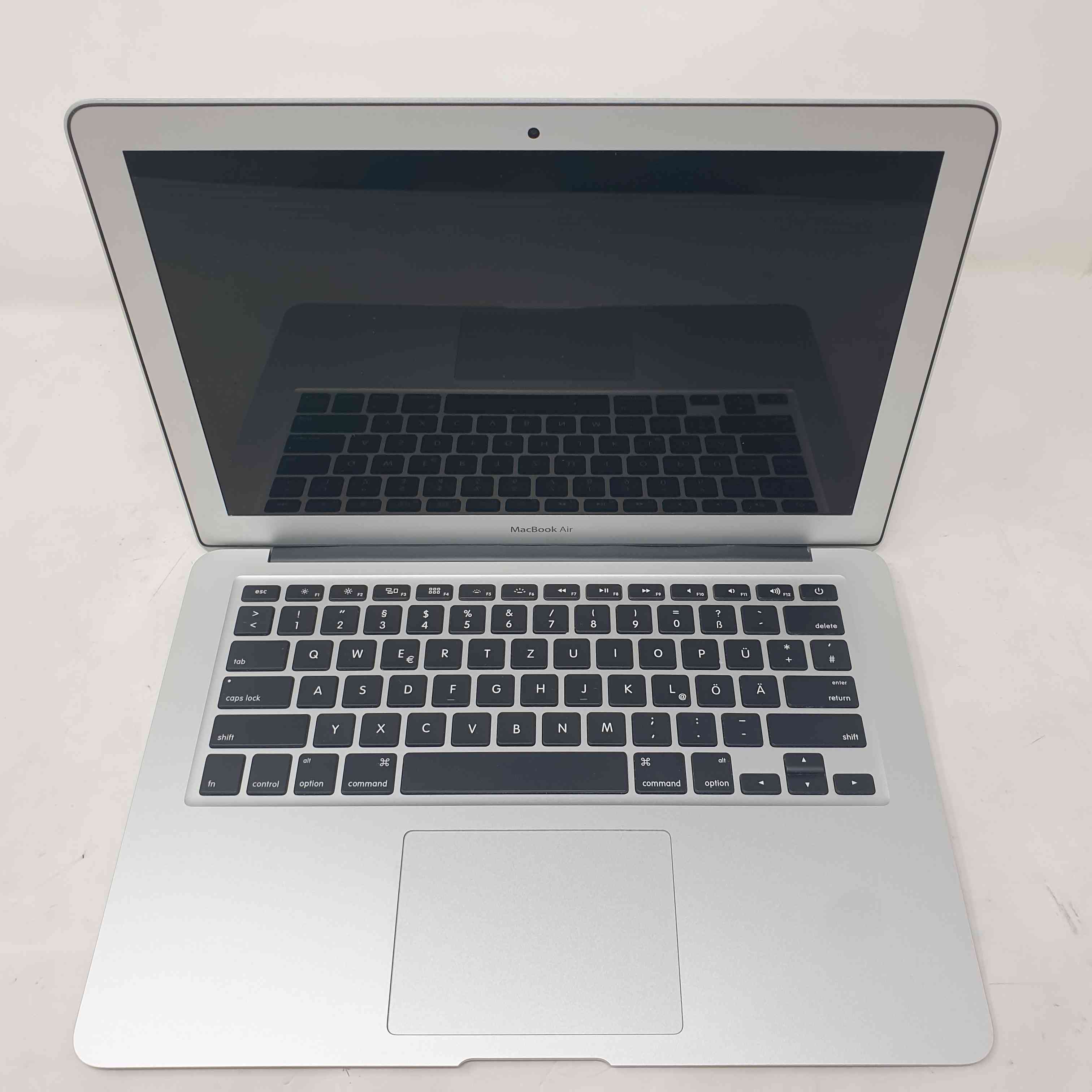Macbook Air 13 2017 2017 Dual-Core Intel Core i5 1.6 GHz RAM 8GB SSD 120GB GRADO D