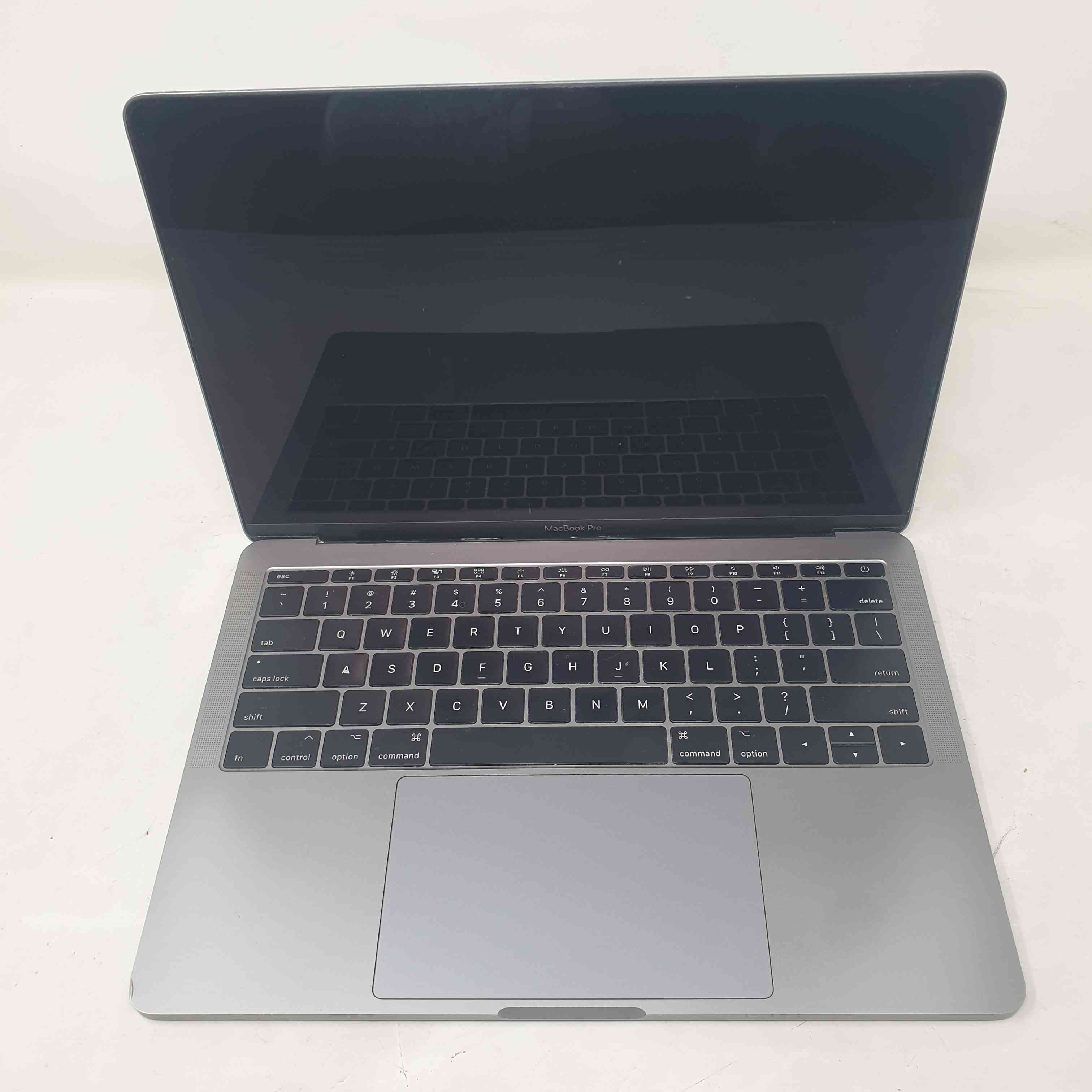 Macbook Pro Retina 13 2017 2017 Dual-Core Intel Core i5 2,3 GHz RAM 8GB SSD 120GB GRADO D