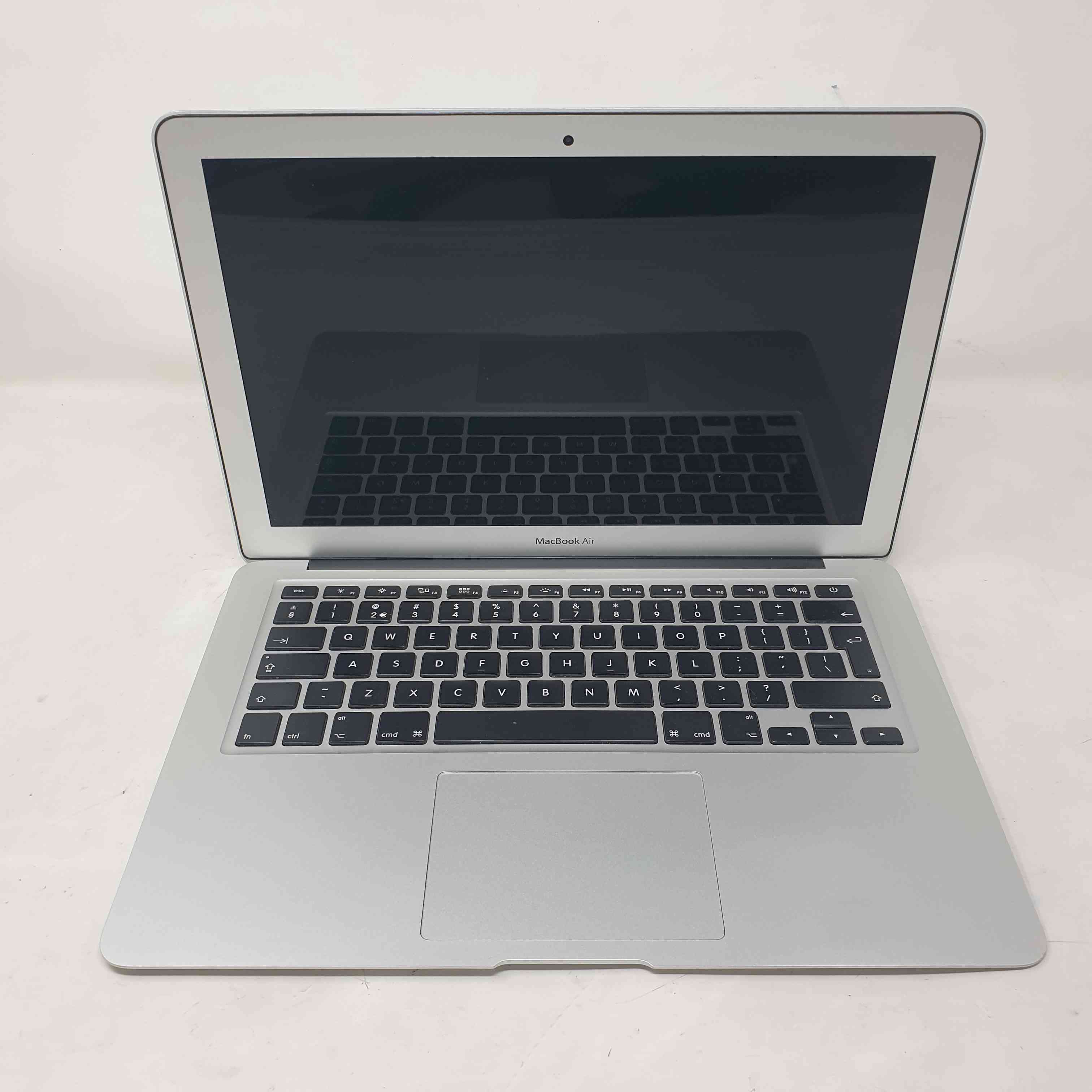 Macbook Air 13 2017 2017 Dual-Core Intel Core i5 1,8 GHz RAM 8GB SSD 120GB GRADO D