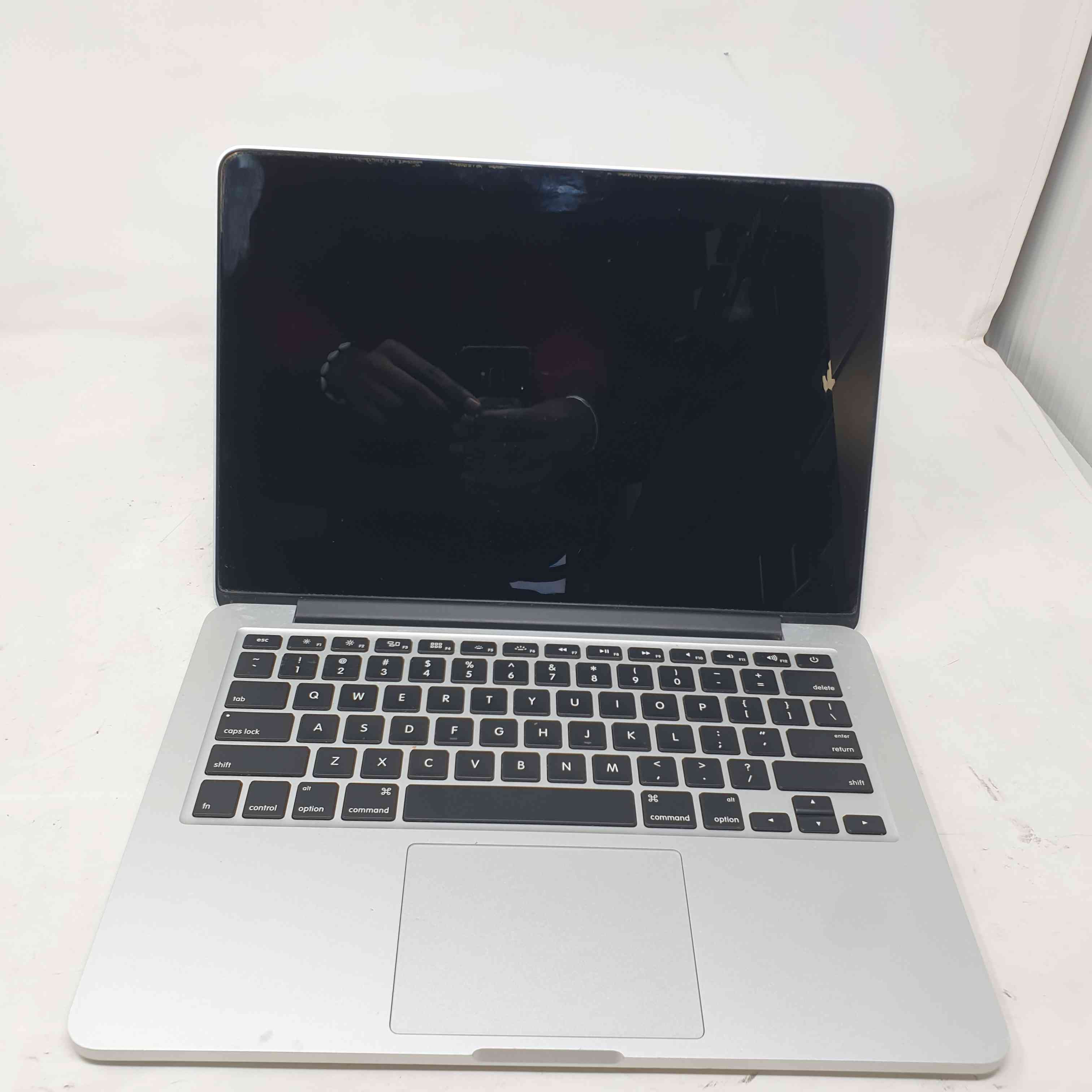 Macbook Pro Retina 13 2015 2015 Dual-Core Intel Core i5 2.7 GHz RAM 8GB SSD 256GB GRADO D